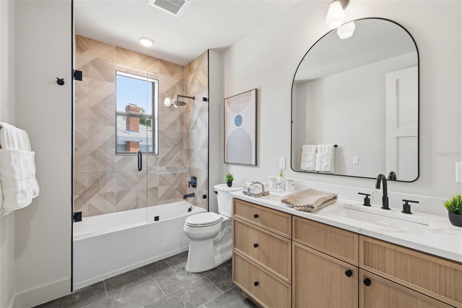 RIDGEWOOD PARK - Residential