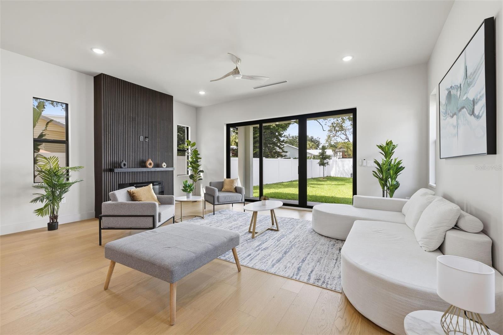 RIDGEWOOD PARK - Residential