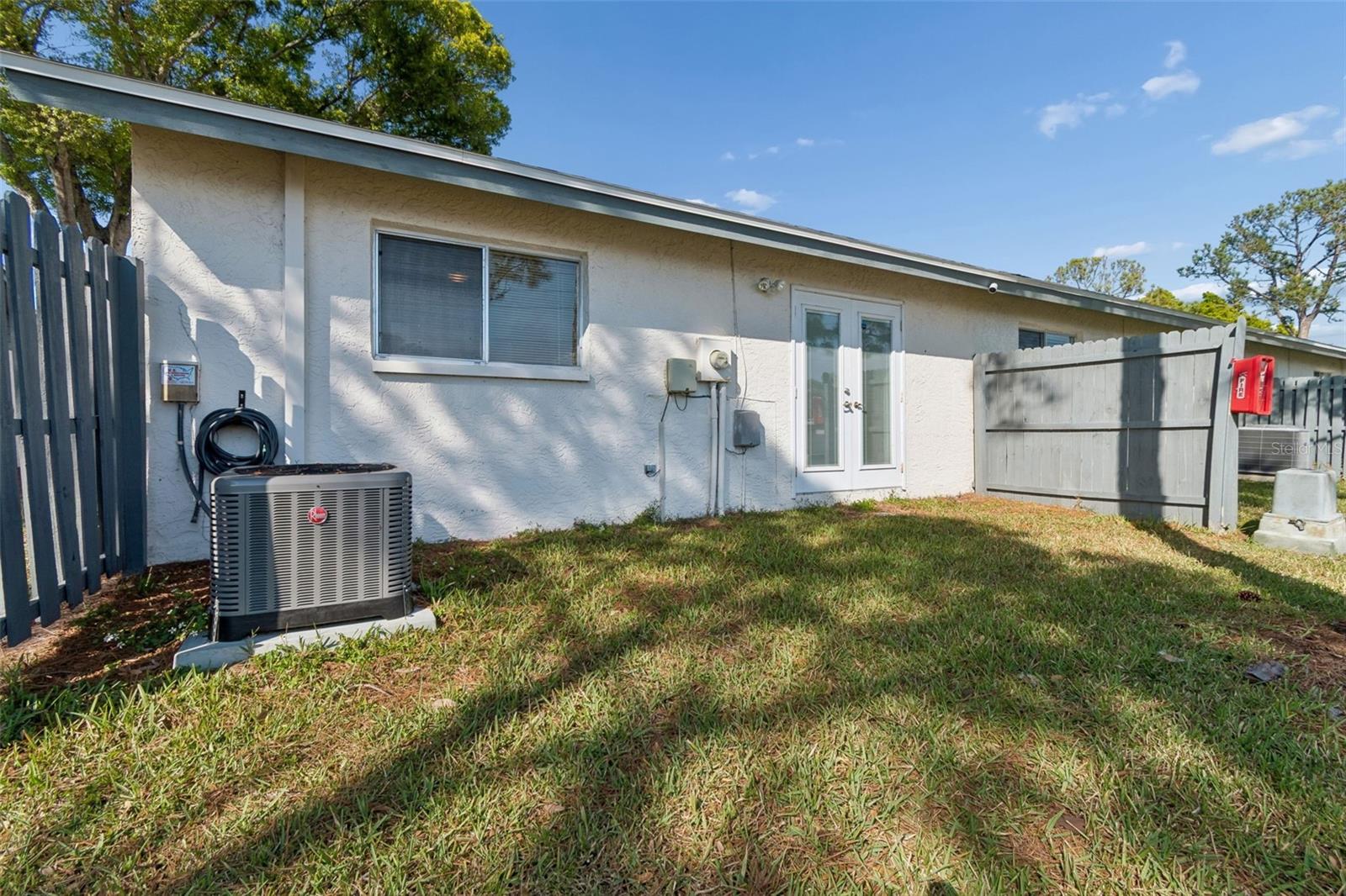 BELLE OAK VILLAS - Residential