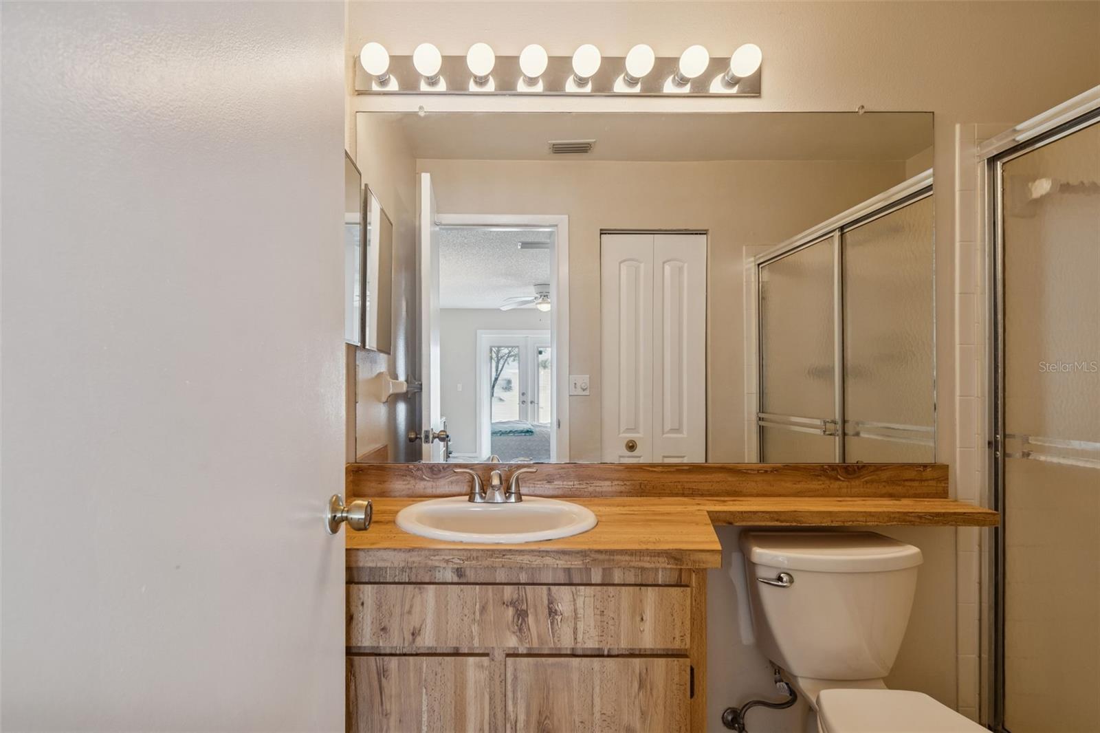 BELLE OAK VILLAS - Residential