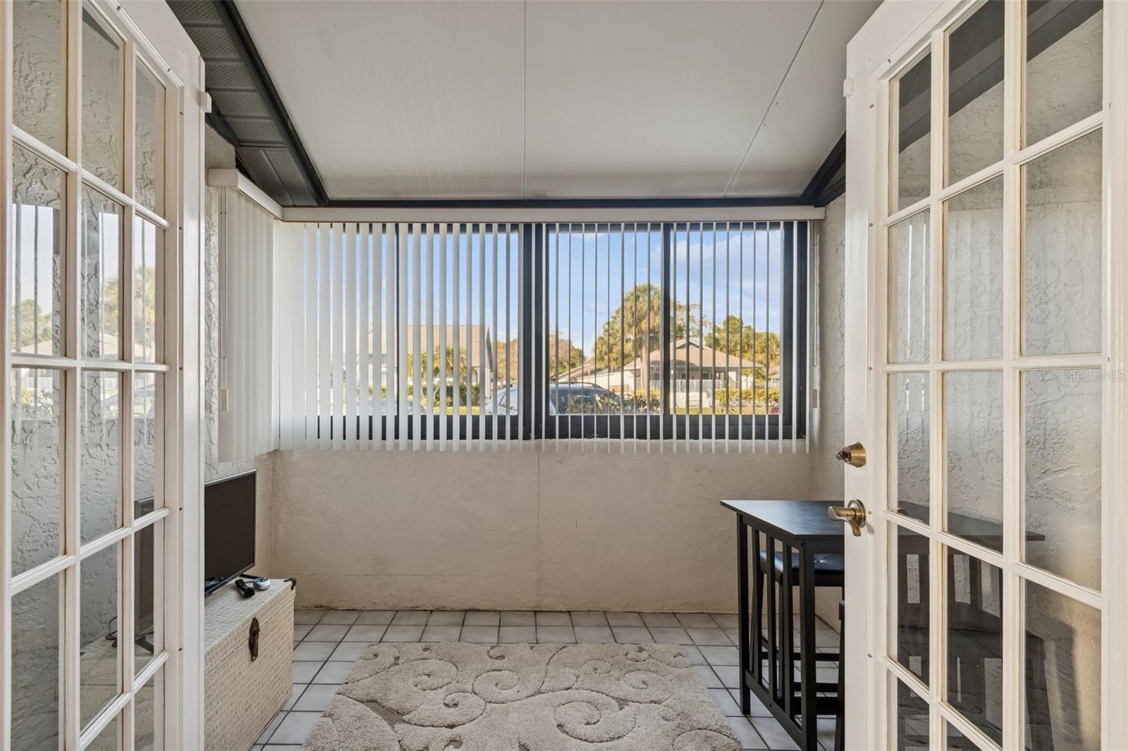 BELLE OAK VILLAS - Residential