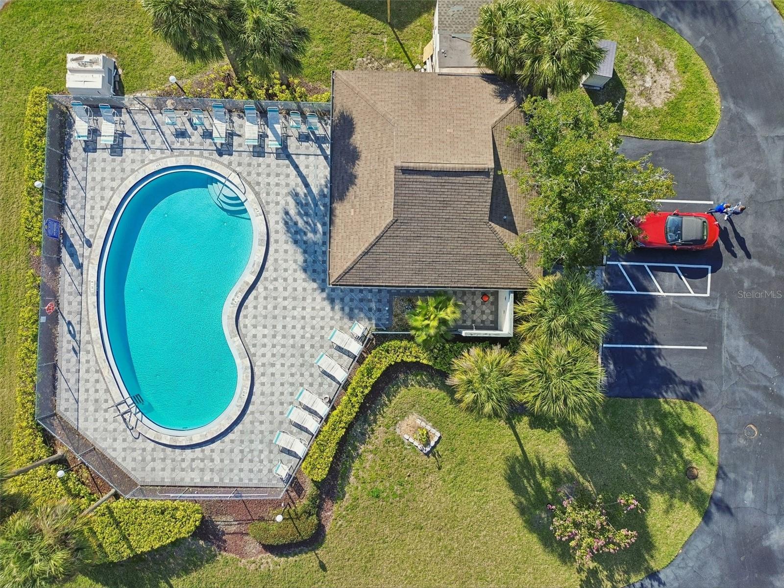 BELLE OAK VILLAS - Residential