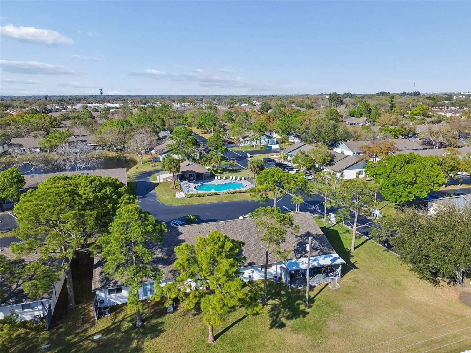 BELLE OAK VILLAS - Residential