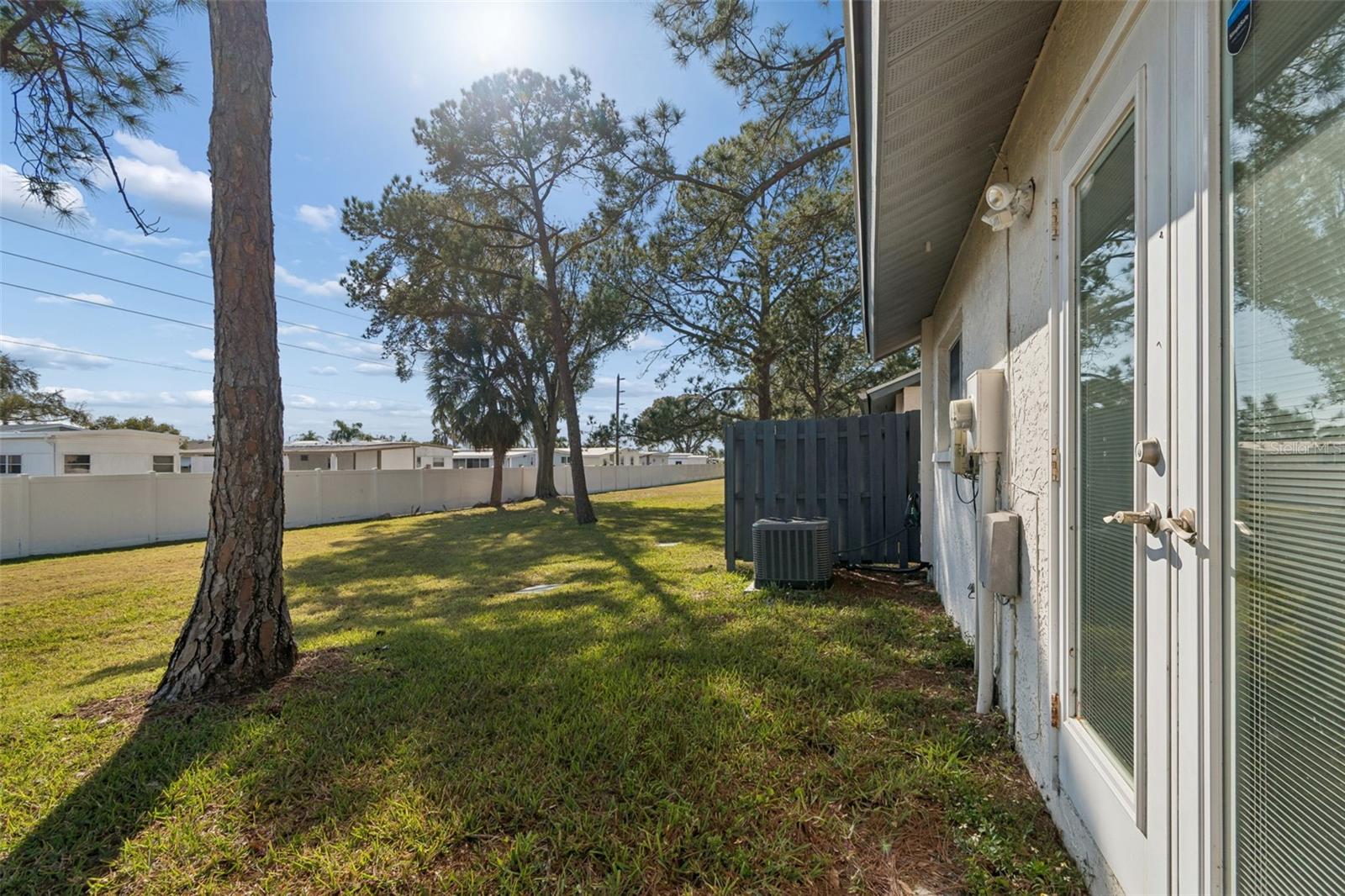 BELLE OAK VILLAS - Residential