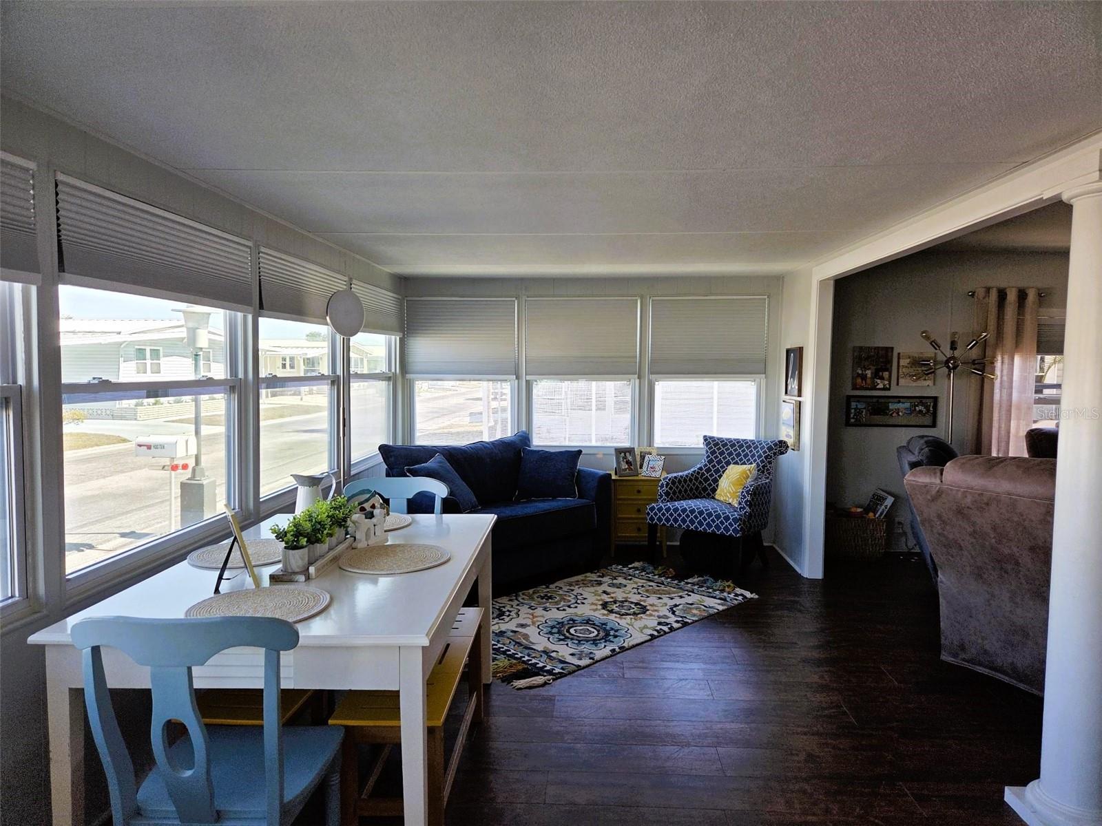 OAKWOOD MANOR - Residential