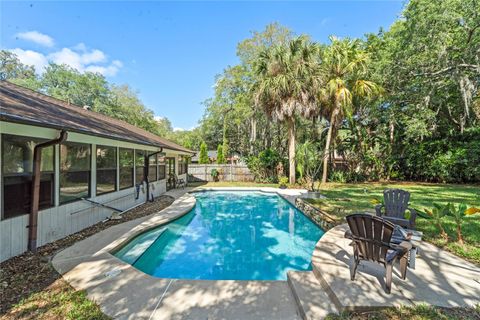 A home in APOPKA