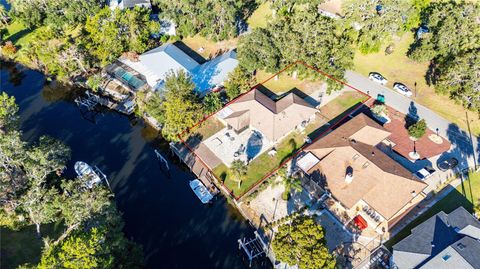 A home in HOMOSASSA