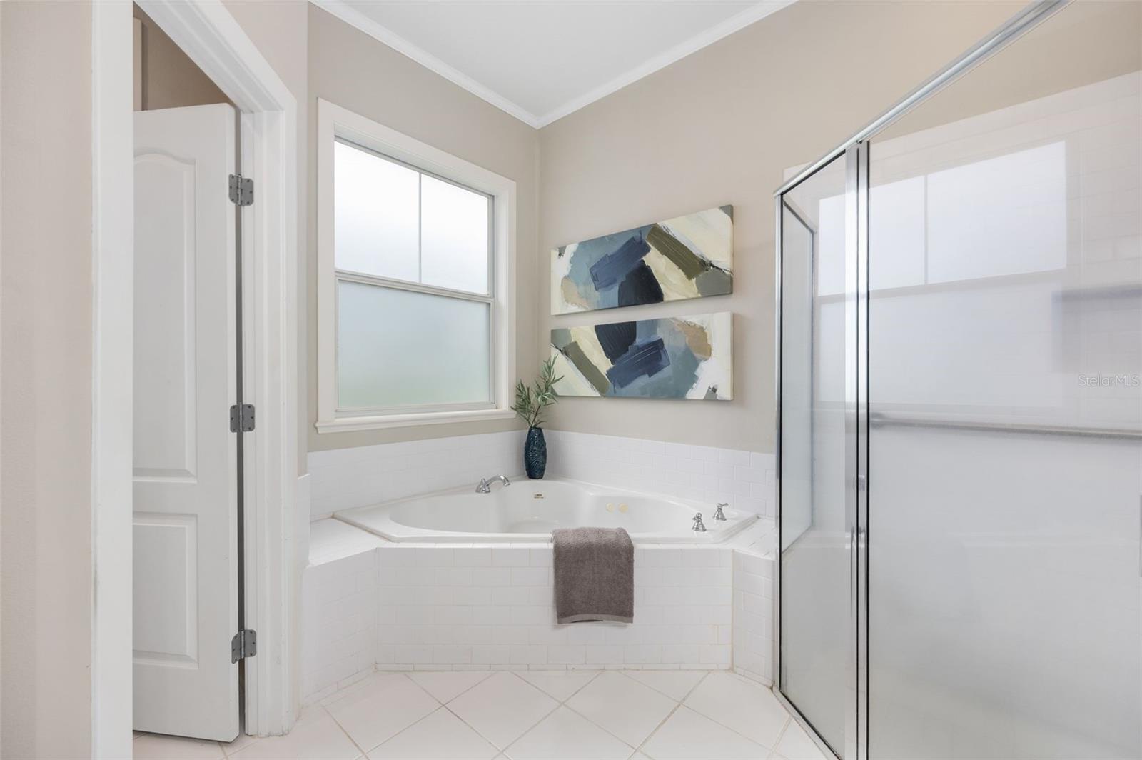 RIDGEMONT - Residential