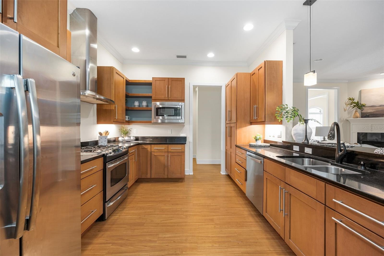 RIDGEMONT - Residential