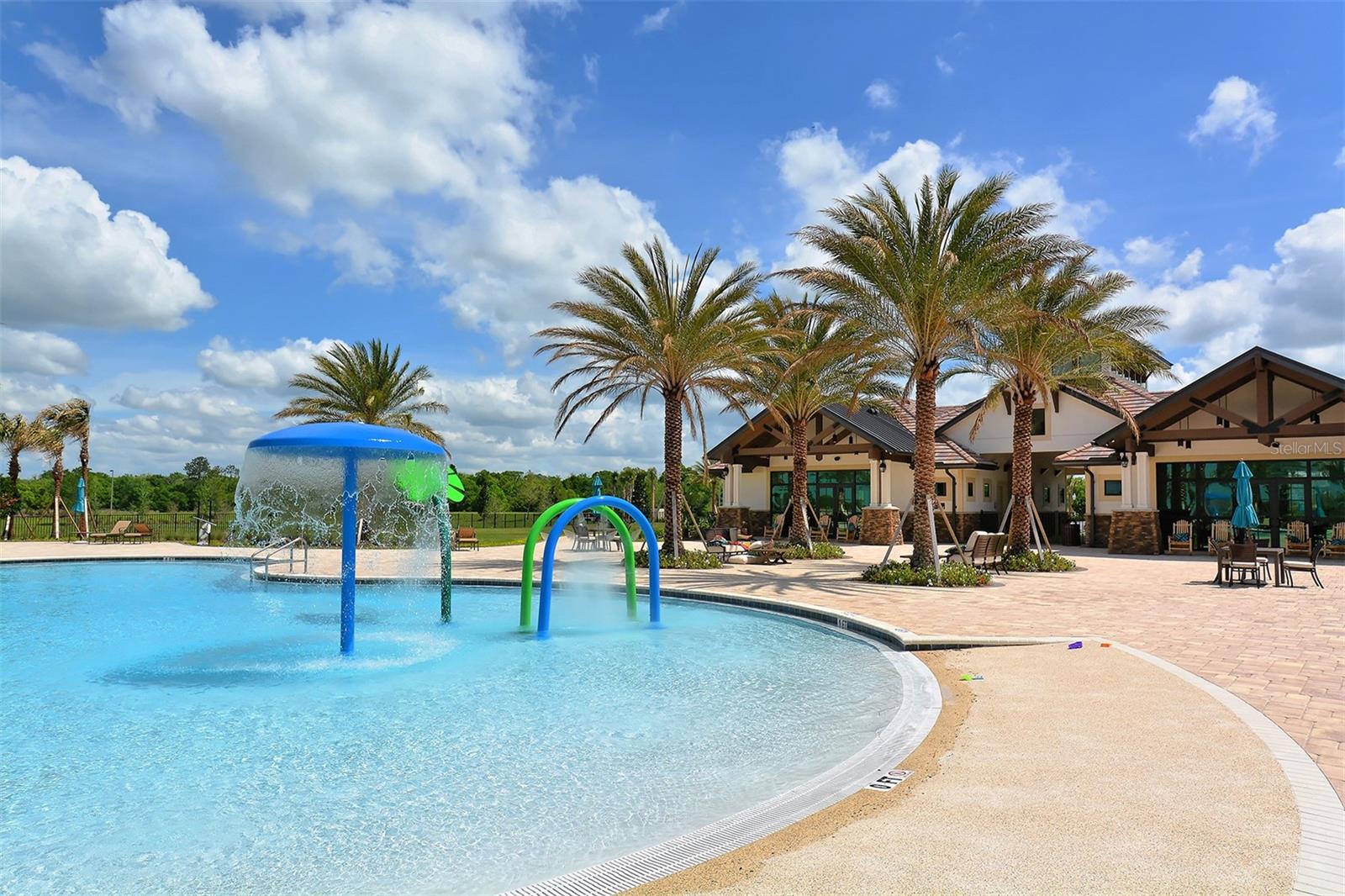 COUNTRY CLUB EAST AT LAKEWD RNCH TT - Residential