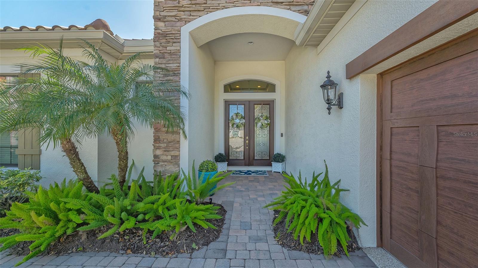 COUNTRY CLUB EAST AT LAKEWD RNCH TT - Residential