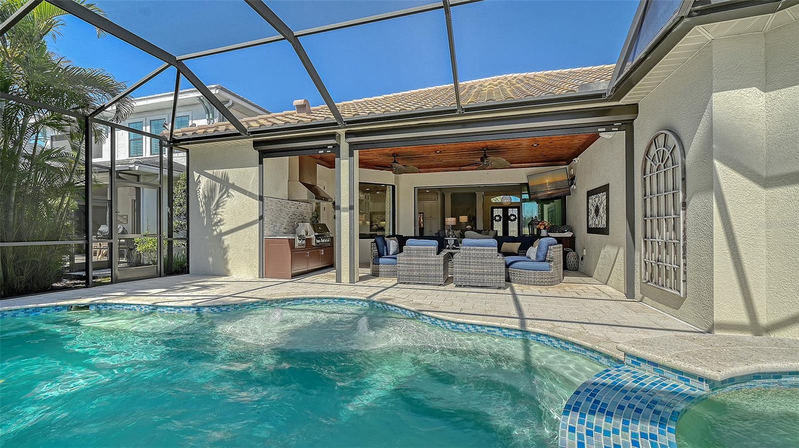 COUNTRY CLUB EAST AT LAKEWD RNCH TT - Residential