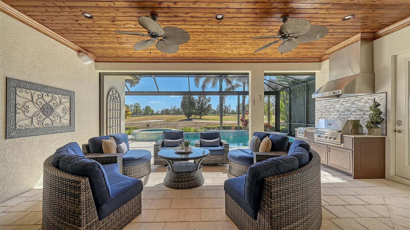 COUNTRY CLUB EAST AT LAKEWD RNCH TT - Residential