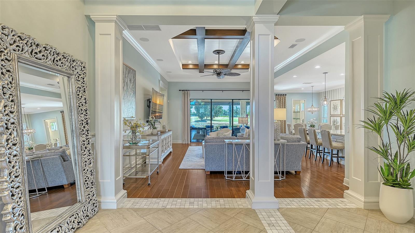 COUNTRY CLUB EAST AT LAKEWD RNCH TT - Residential