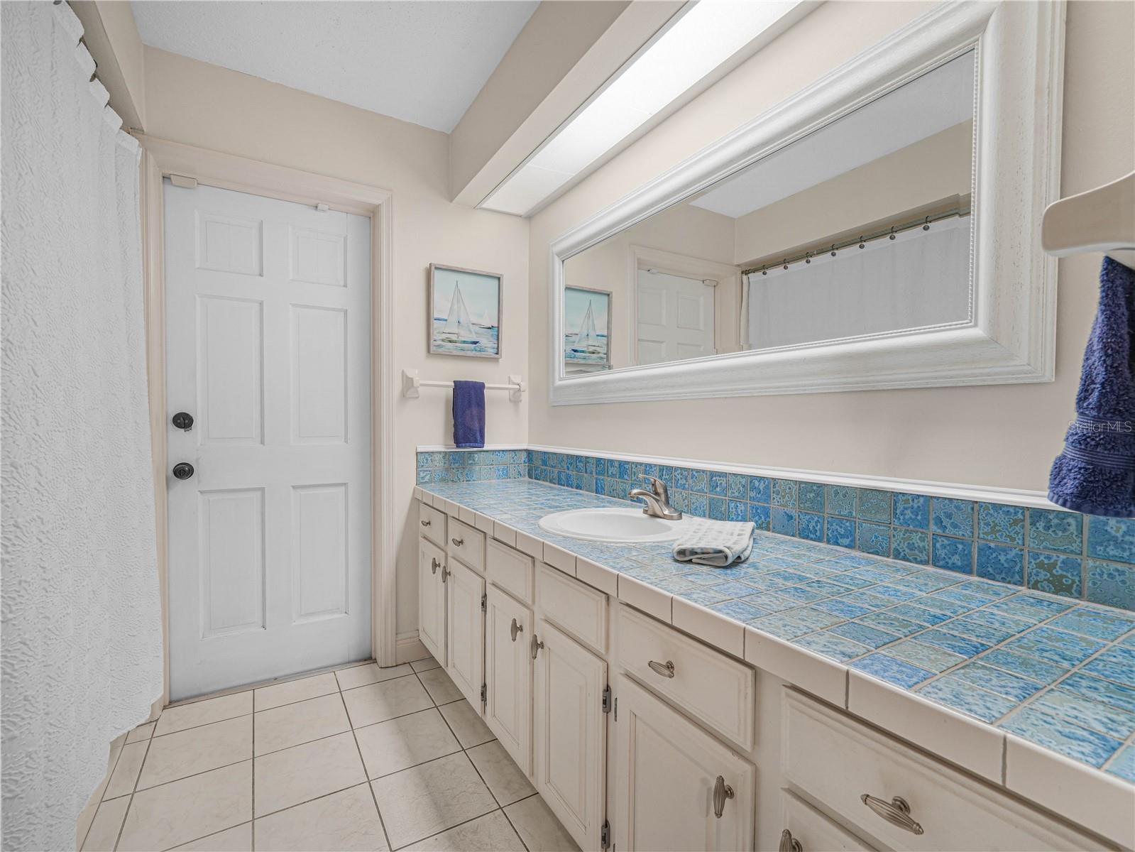 KINGS POINT SUB - Residential