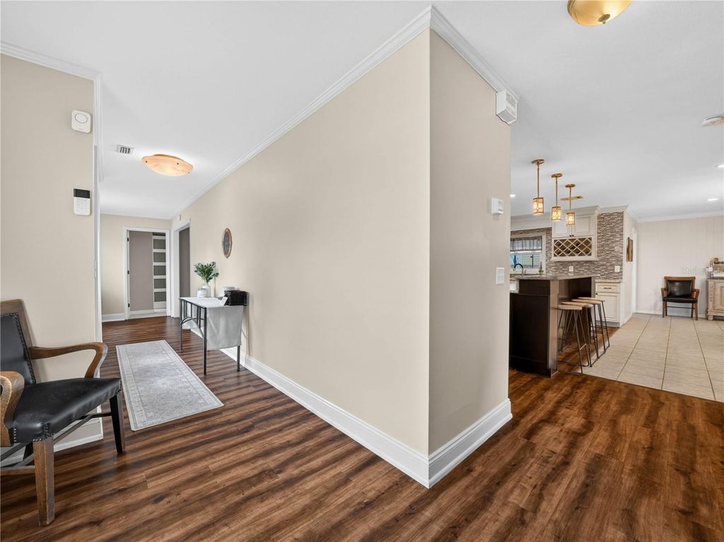 Photo of 4615 Kings Point Court, Lakeland, FL 33813 (MLS # L4961587)