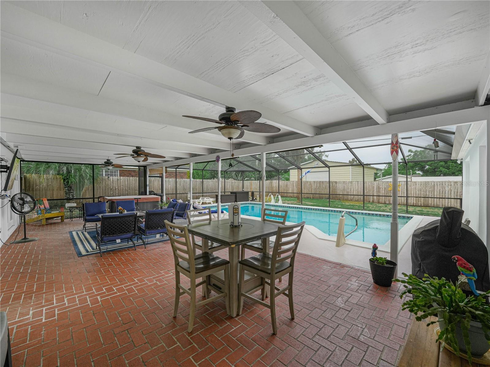KINGS POINT SUB - Residential