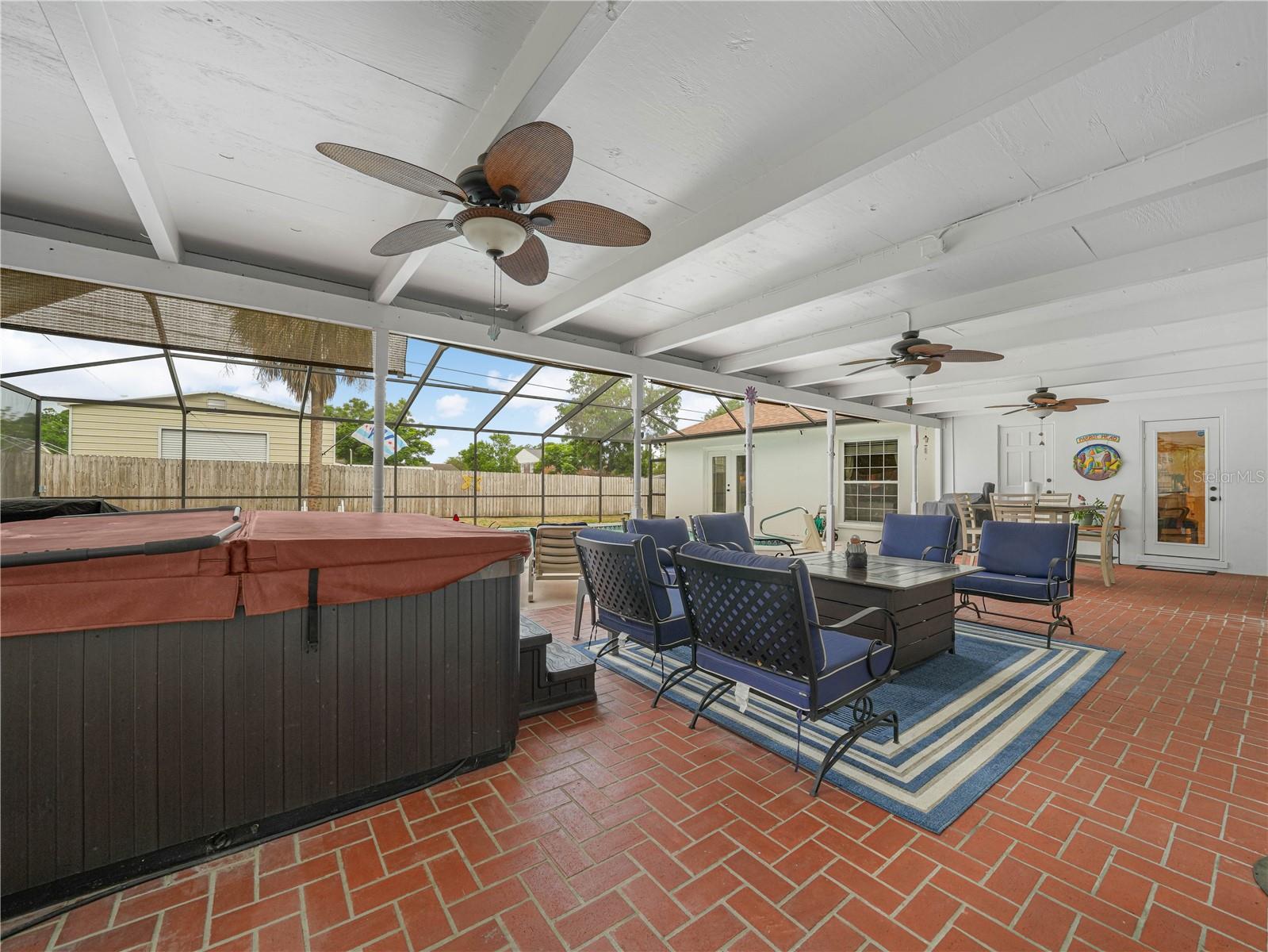 KINGS POINT SUB - Residential