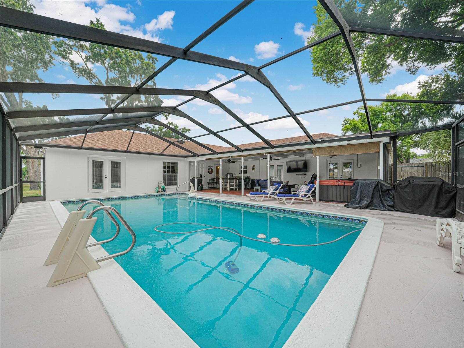 KINGS POINT SUB - Residential