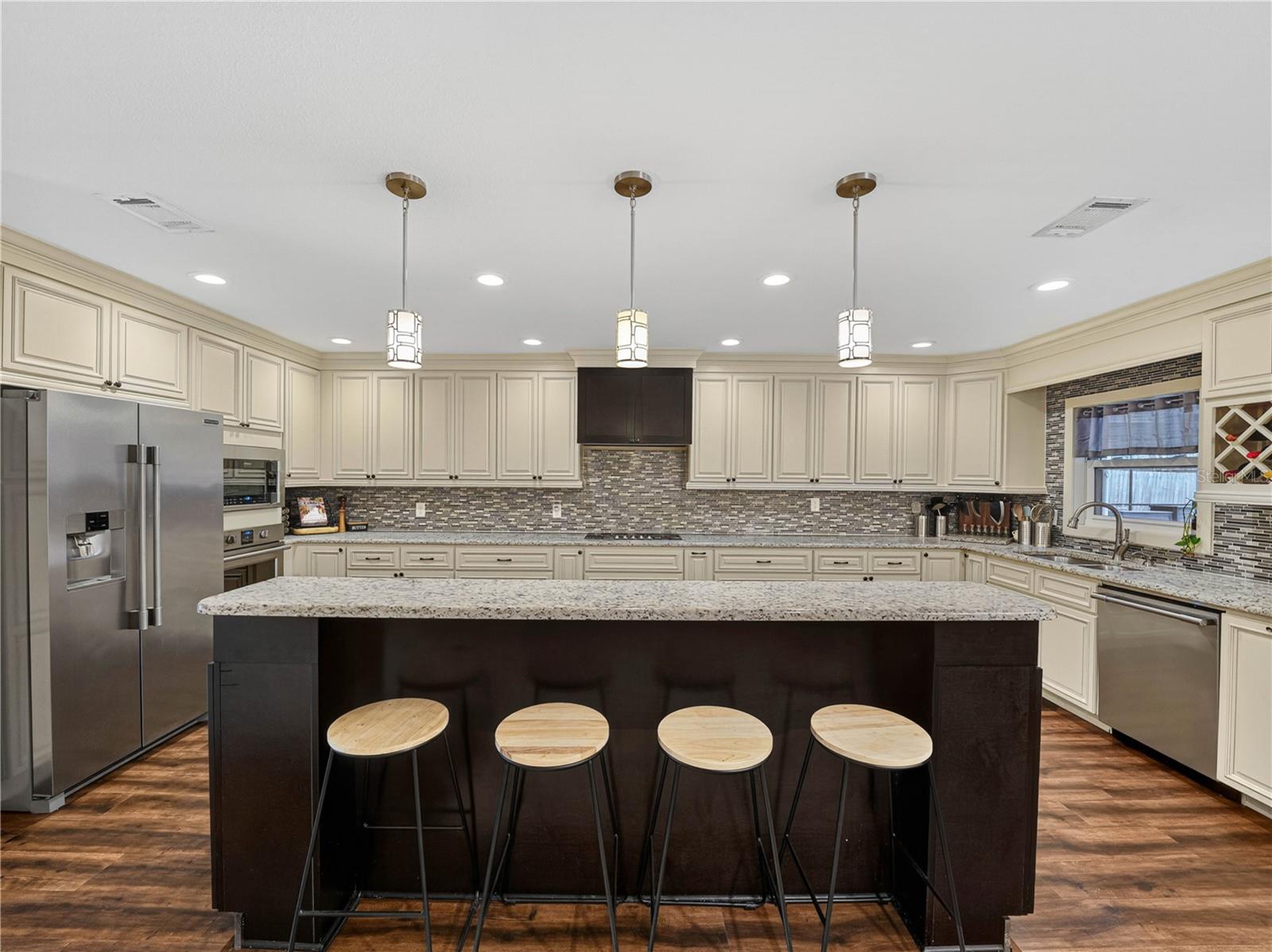 KINGS POINT SUB - Residential
