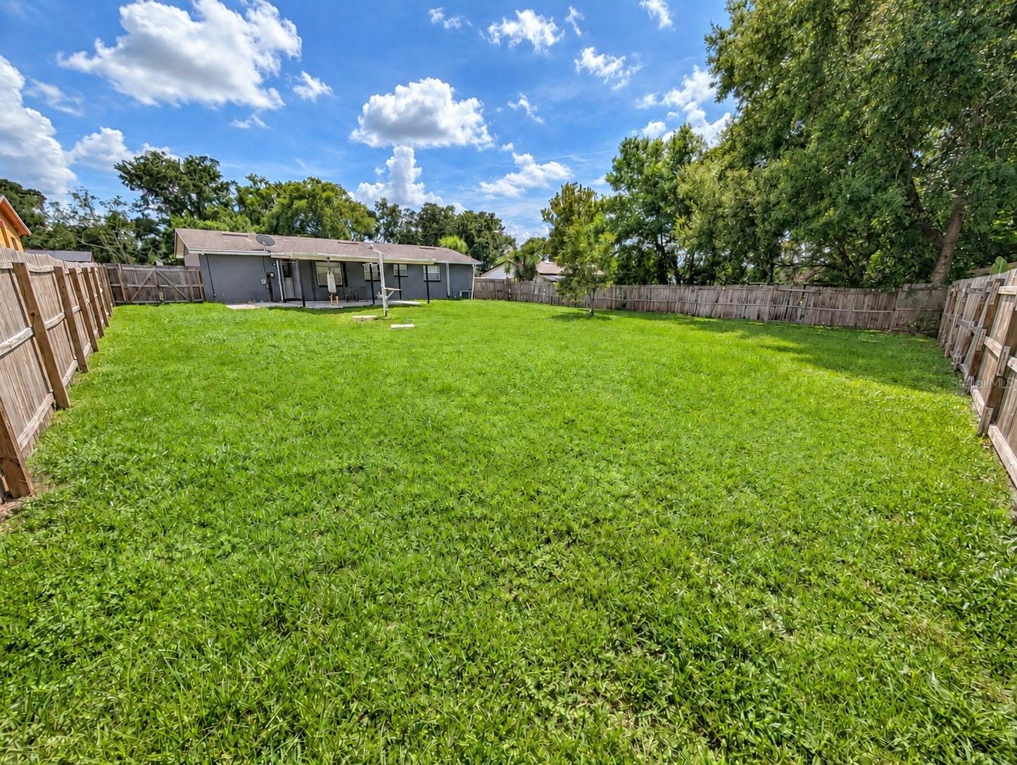 1431 ROLLING GREEN DRIVE
