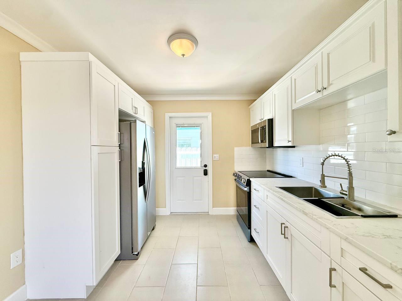 NORTH MADEIRA SHORES - Residential Lease