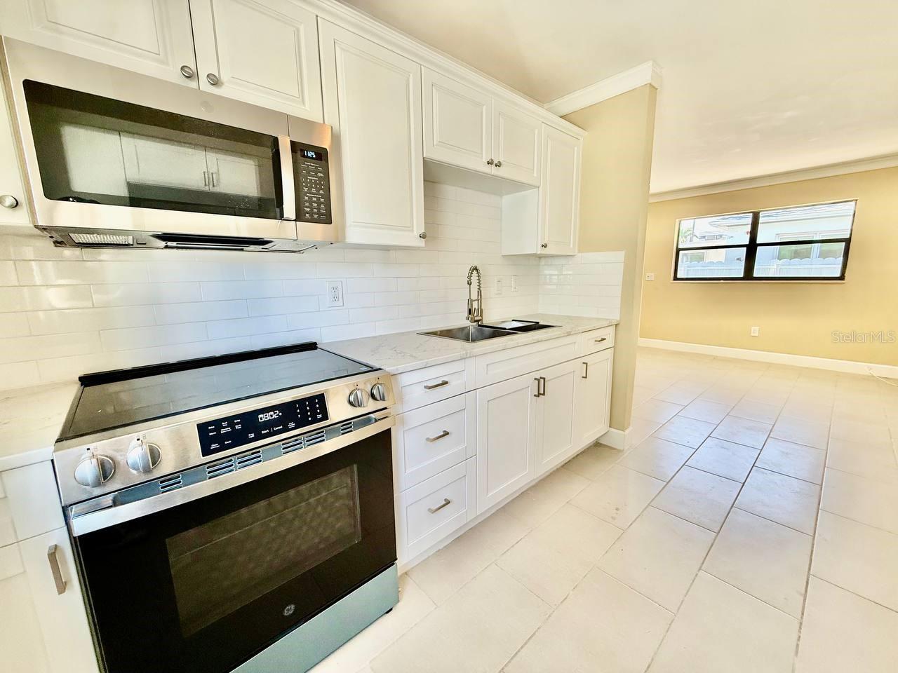 NORTH MADEIRA SHORES - Residential Lease