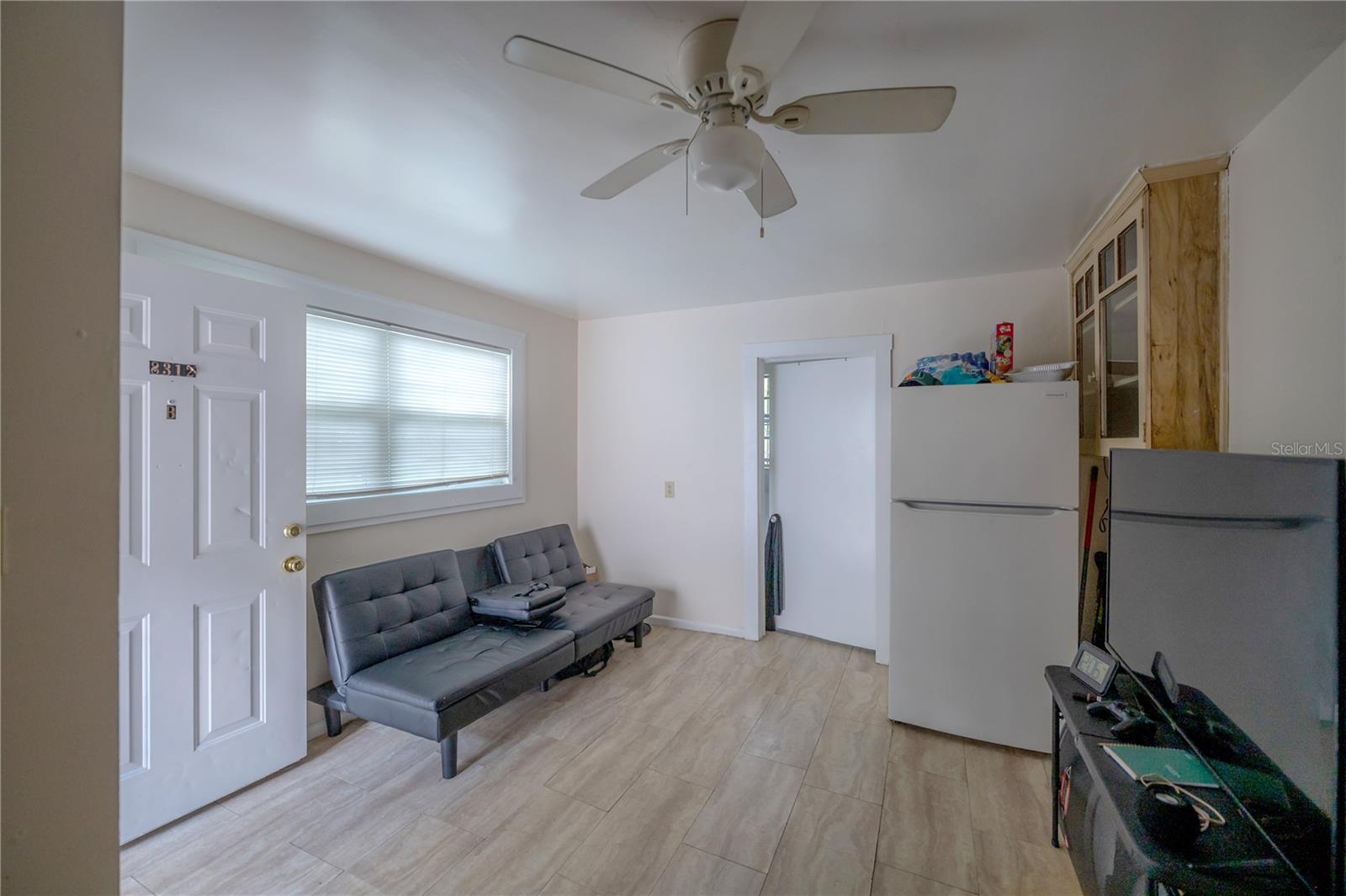 SULPHUR SPGS ADD - Residential Income