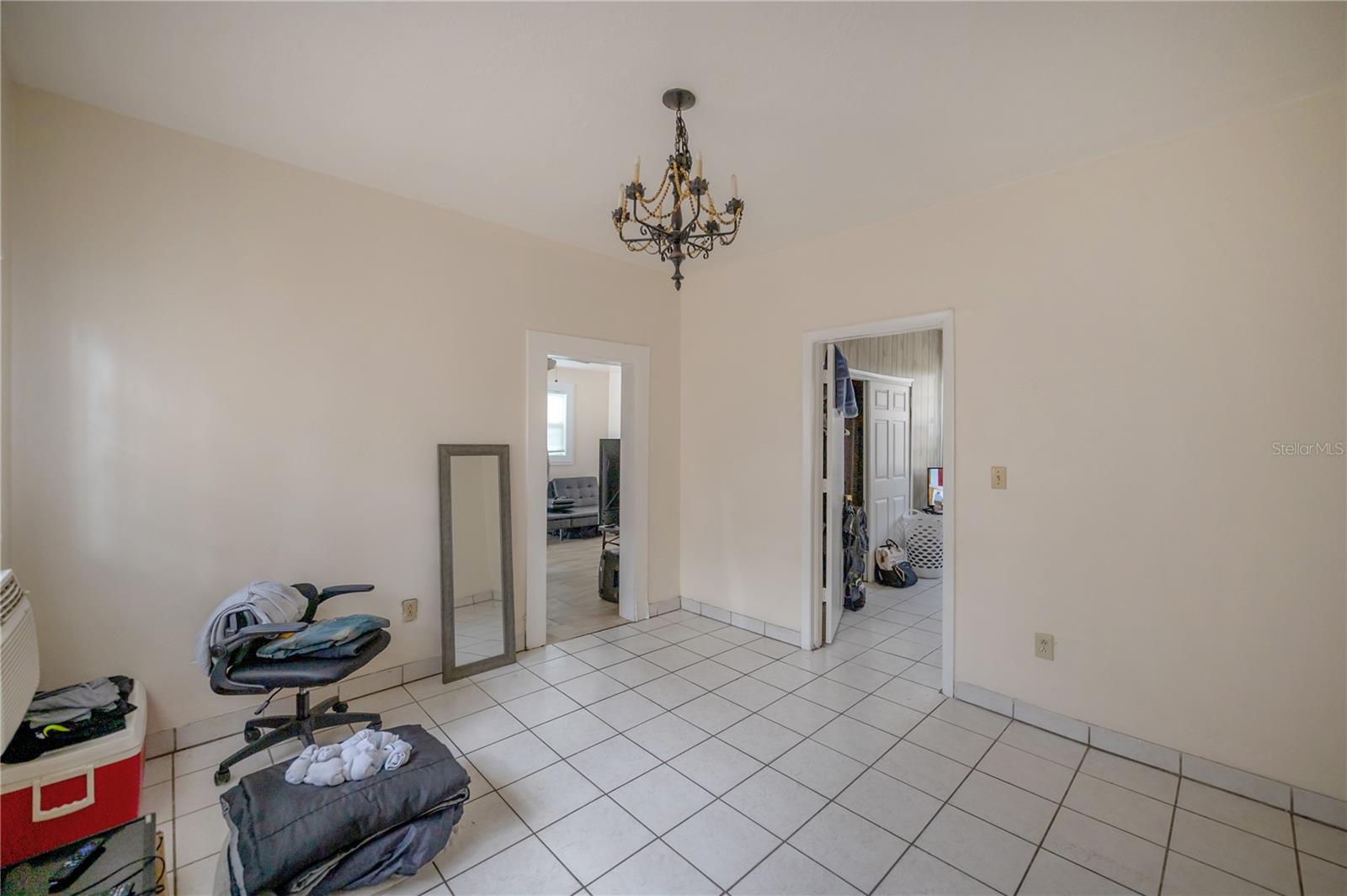 SULPHUR SPGS ADD - Residential Income