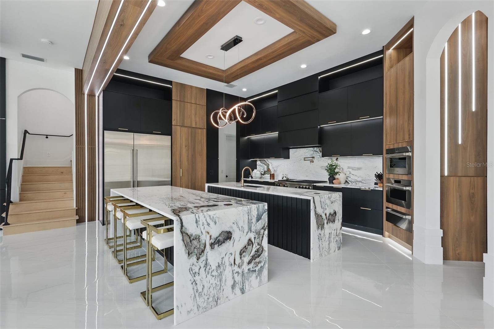 KEENES POINTE - Residential