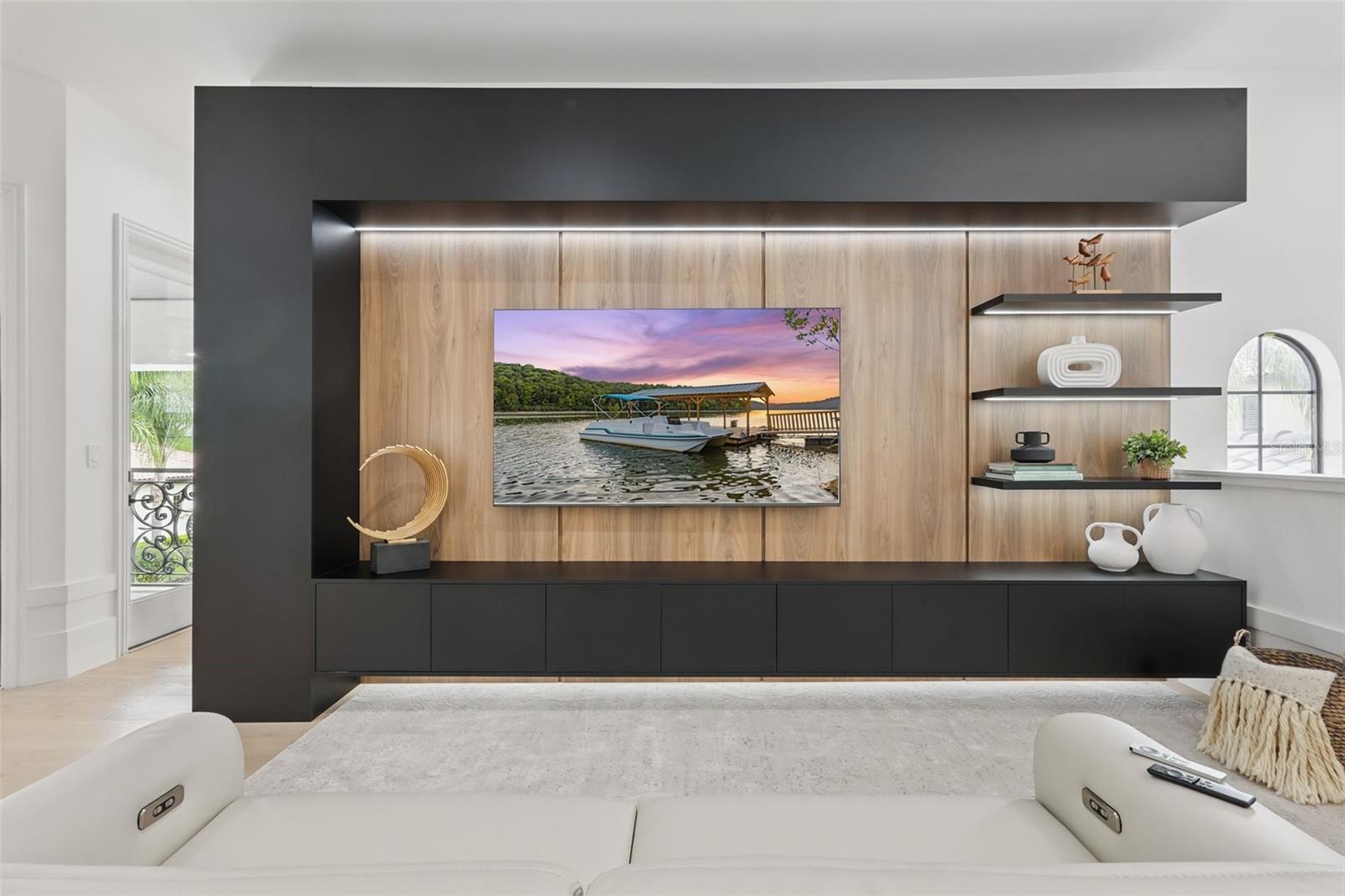 KEENES POINTE - Residential