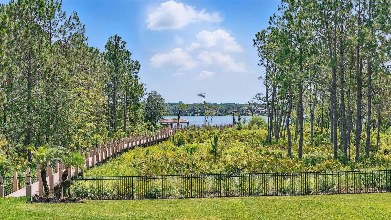 KEENES POINTE - Residential