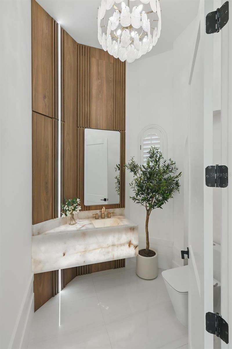 KEENES POINTE - Residential