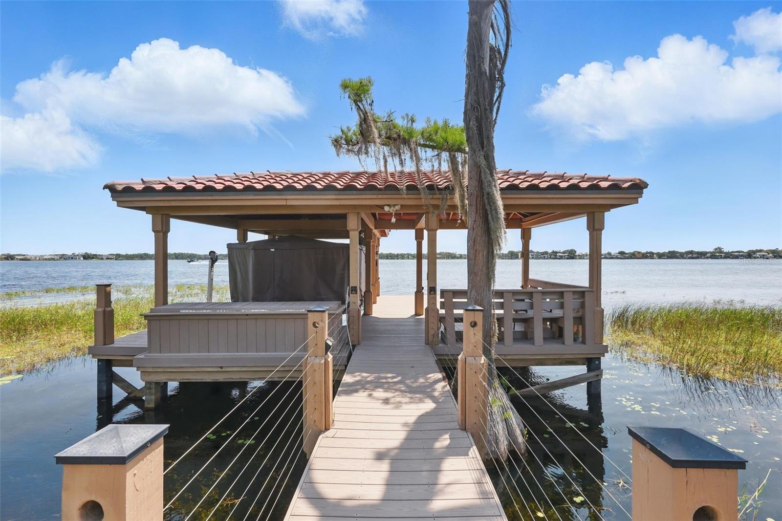 KEENES POINTE - Residential