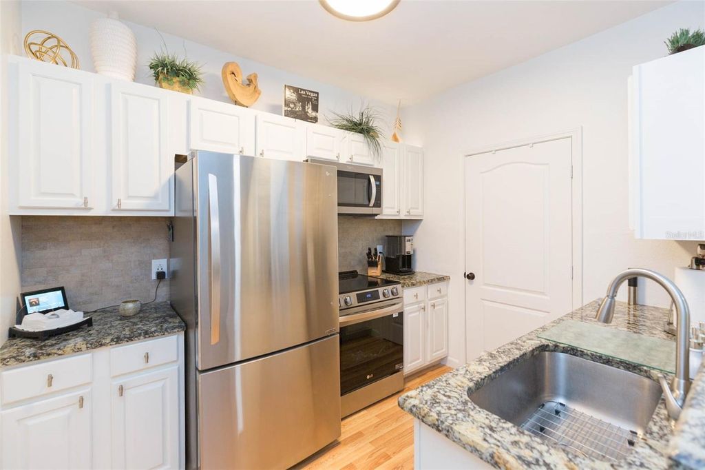 Photo of 10473 Villa View Circle, Tampa, FL 33647 (MLS # TB8379636)