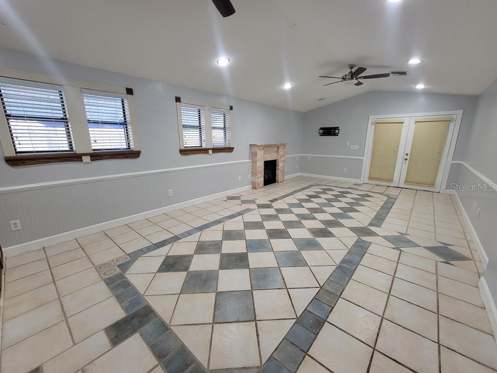 BEAR CREEK - Residential