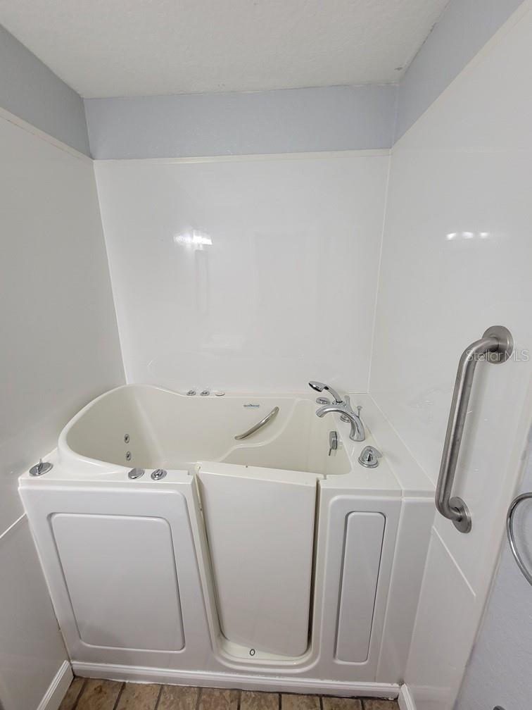 BEAR CREEK - Residential