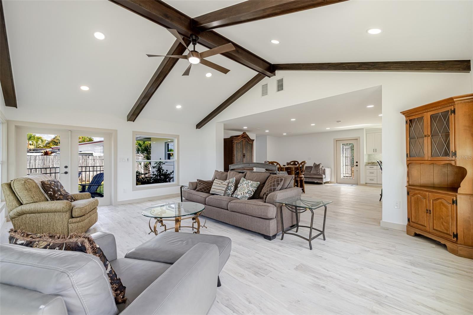 RIVER FOREST - Residential