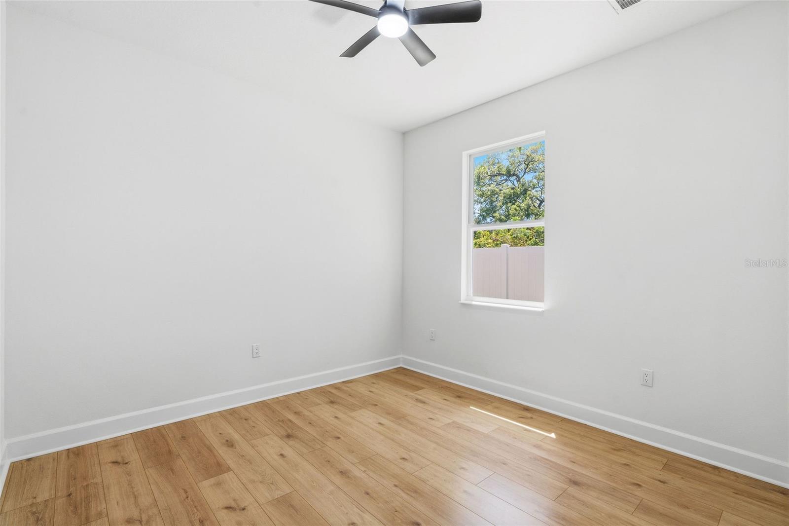 ENGLEWOOD - Residential