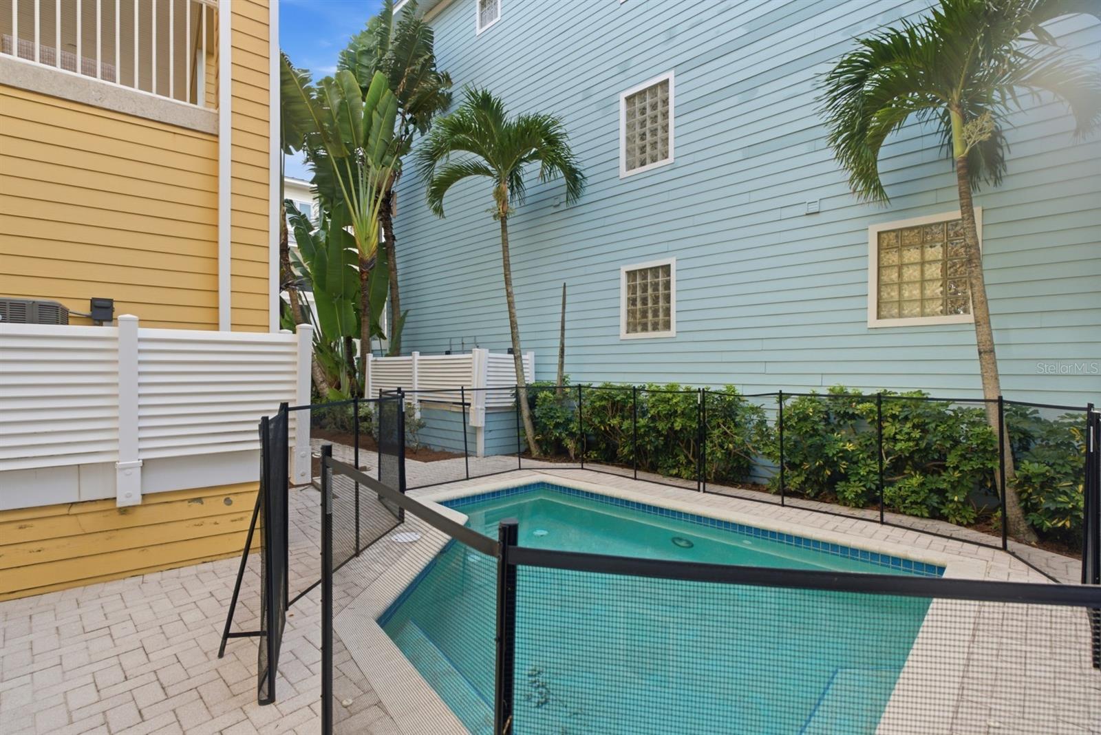 2718 GULF BOULEVARD 2