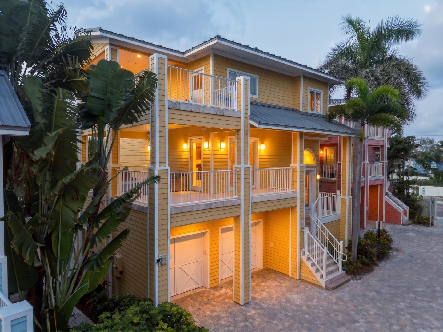 2718 GULF BOULEVARD 2