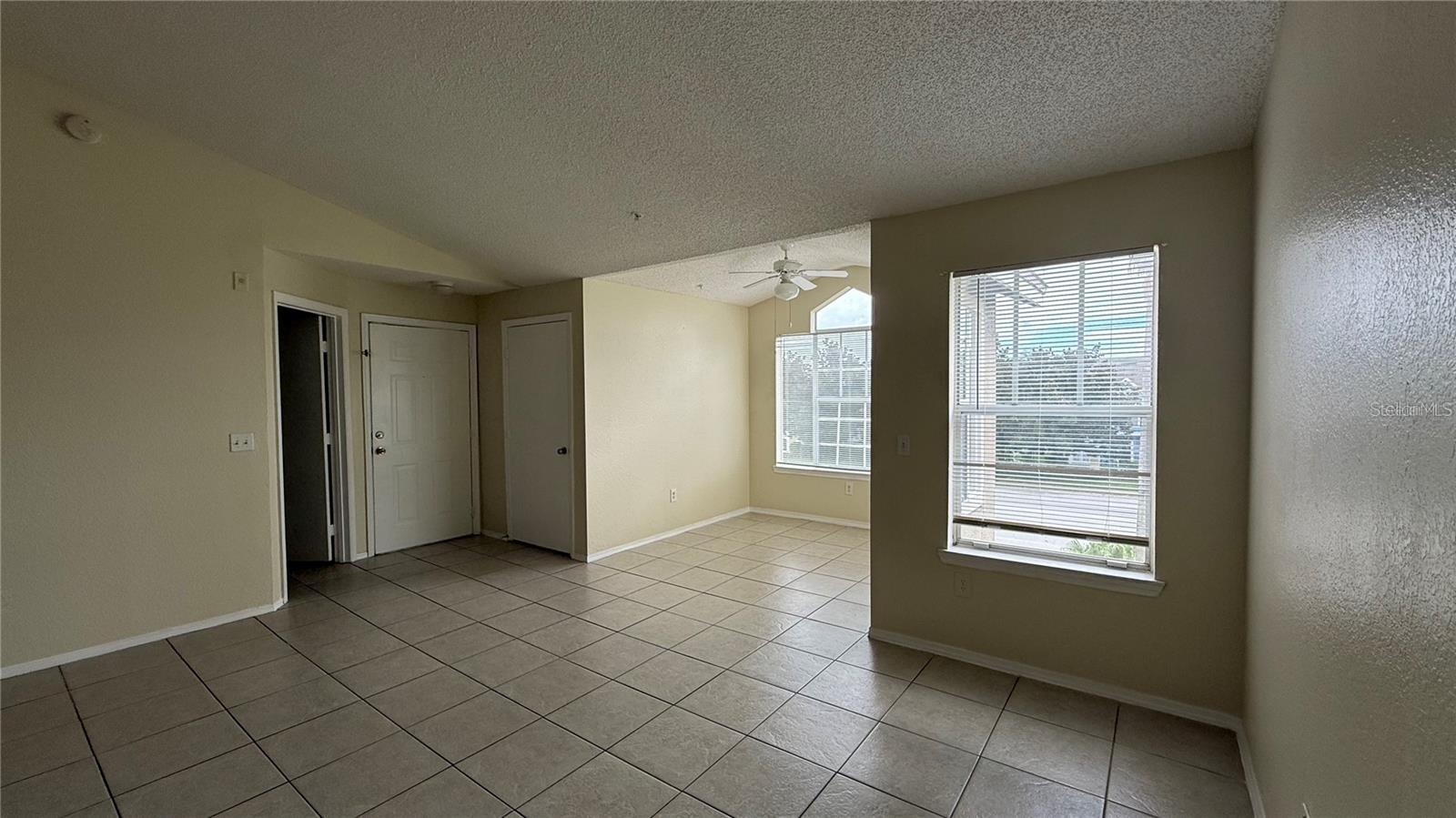 VILLAS DEL SOL AT KISS CONDO - Residential