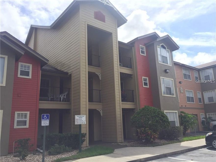 THIRD-FLOOR UNIT – Conveniently located near public transportation and shopping, this well-maintained condo features ceramic flooring in all areas. It is equipped with a washer & dryer, dishwasher, microwave, electric stove, and refrigerator. Situated in a well-kept community with pool, tennis court, and gym, this property is a must-see!