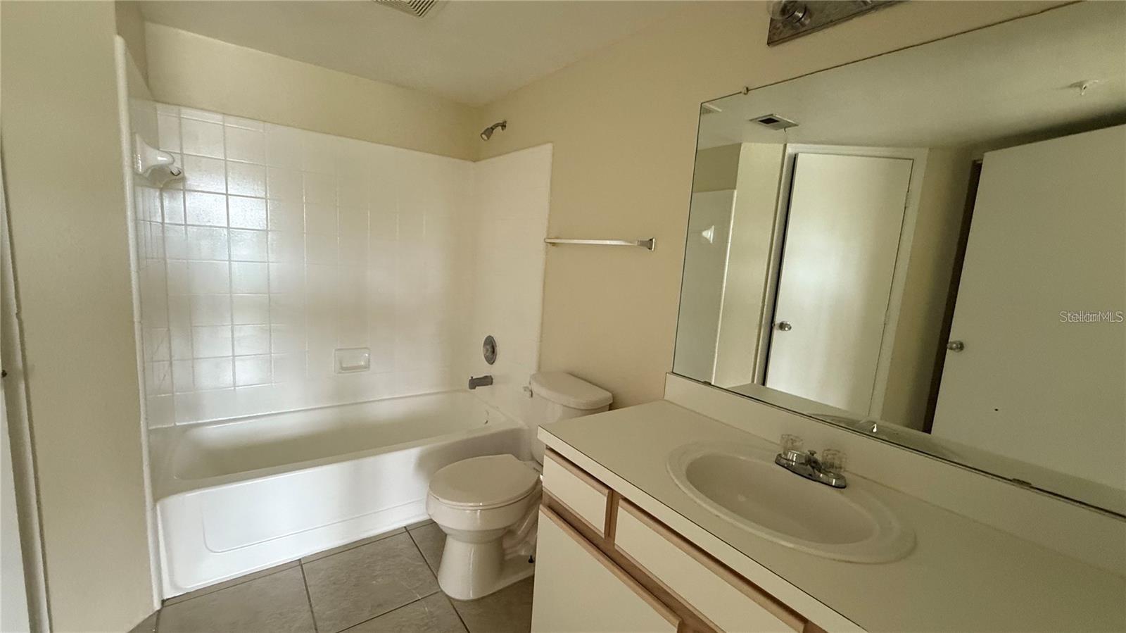 VILLAS DEL SOL AT KISS CONDO - Residential