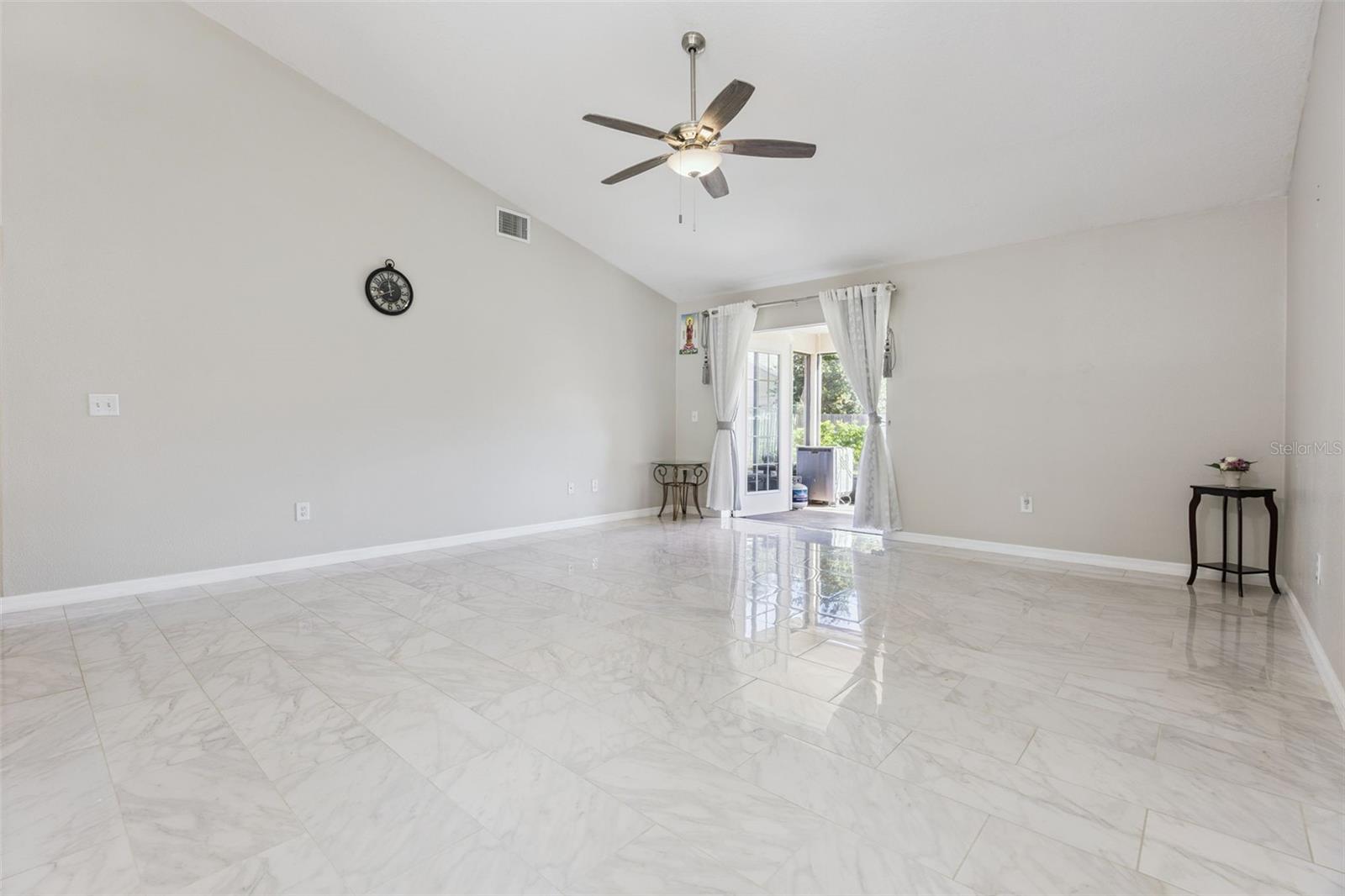 LAKESIDE AT TAVARES ADD 02 - Residential