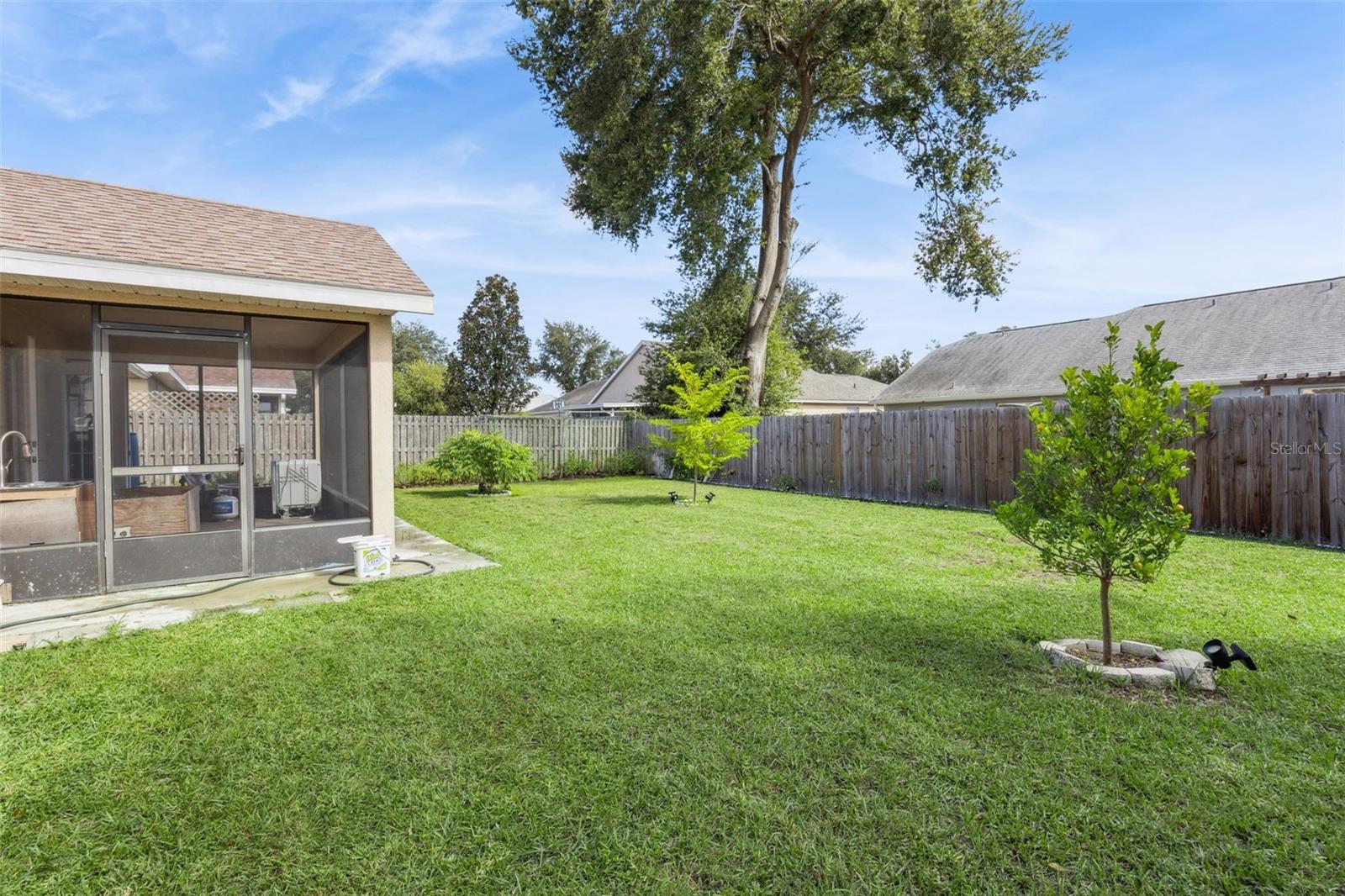 LAKESIDE AT TAVARES ADD 02 - Residential