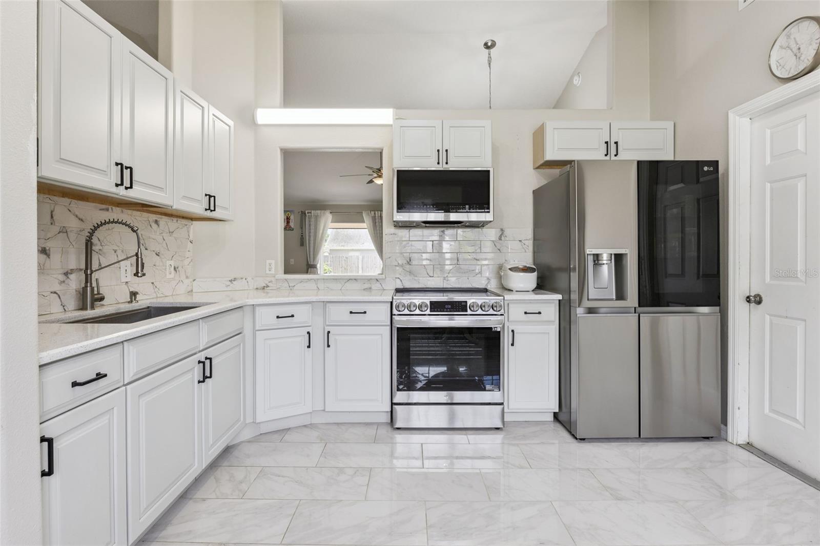 LAKESIDE AT TAVARES ADD 02 - Residential