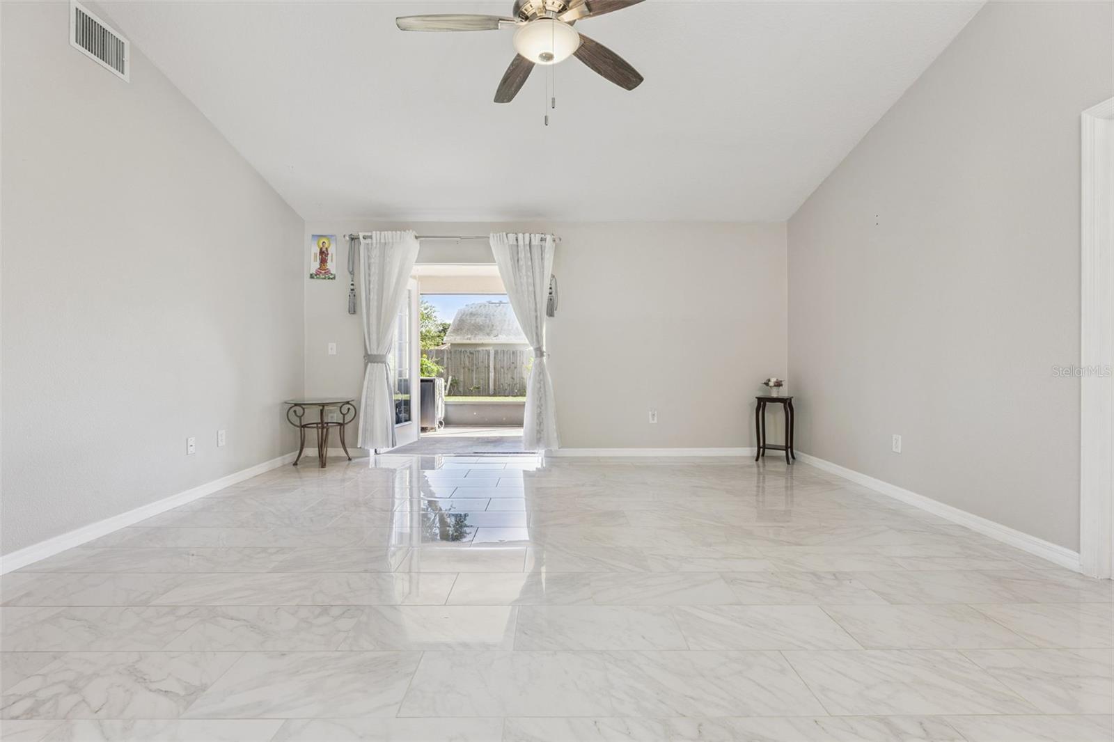 LAKESIDE AT TAVARES ADD 02 - Residential