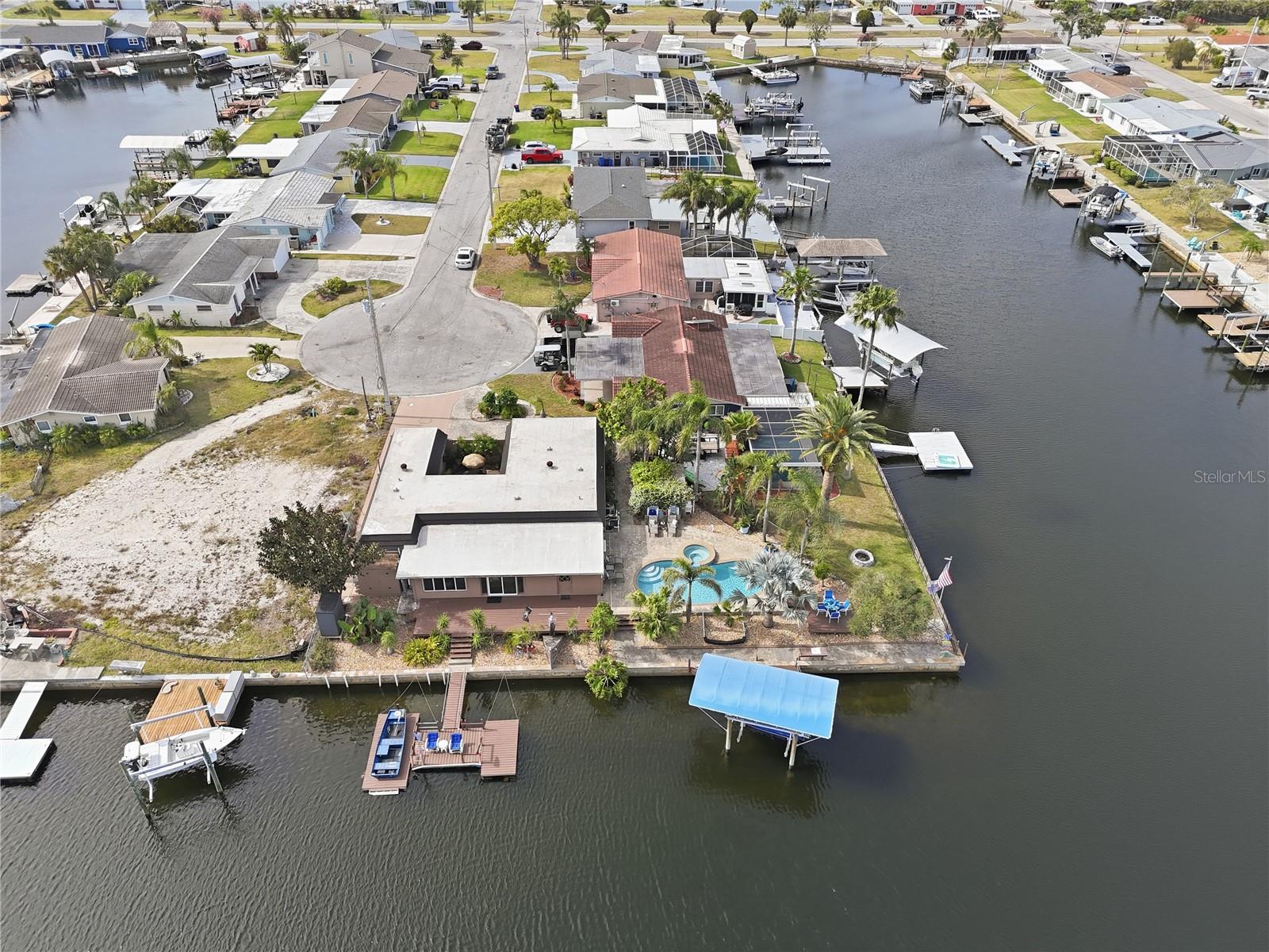 LEISURE BEACH - Residential