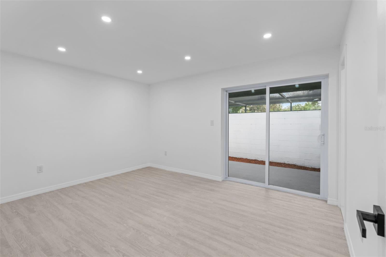 ROBINSWOOD HEIGHTS 1ST ADD - Residential